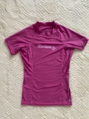 O'Neill Women's Magenta Short Sleeve Rash Guard